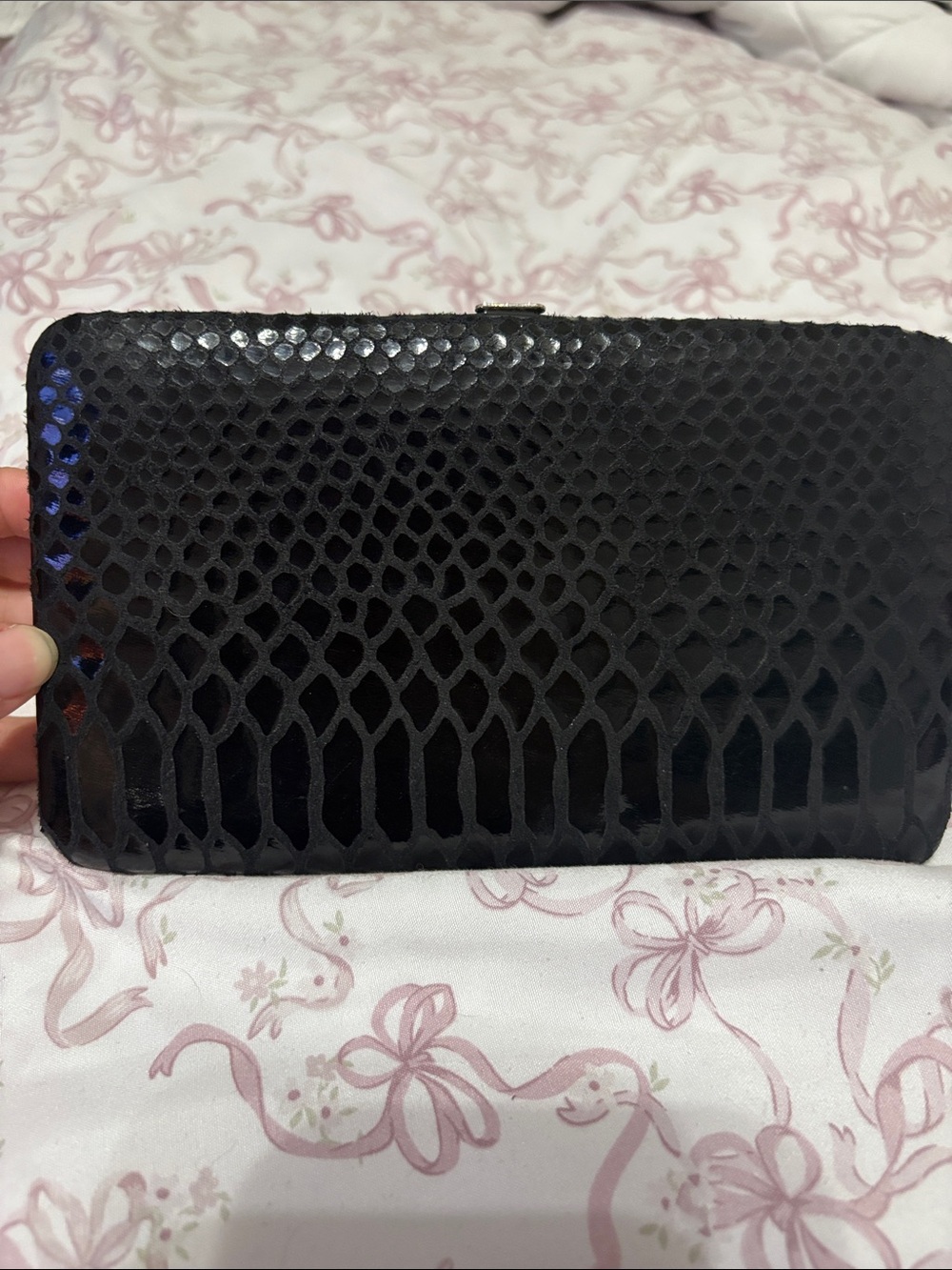 Black Textured Snake-Print Women’s Clutch